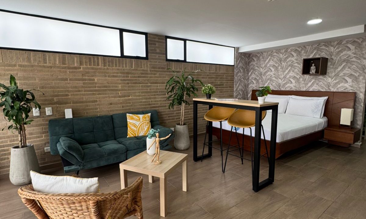 WhatsApp Image 2025-08-05 at 10.53.08 PM (3)