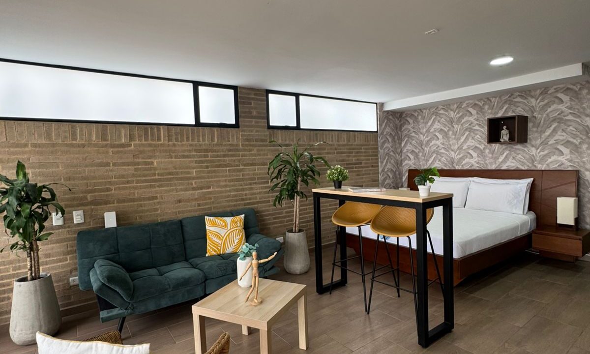 WhatsApp Image 2025-08-05 at 10.53.08 PM (4)