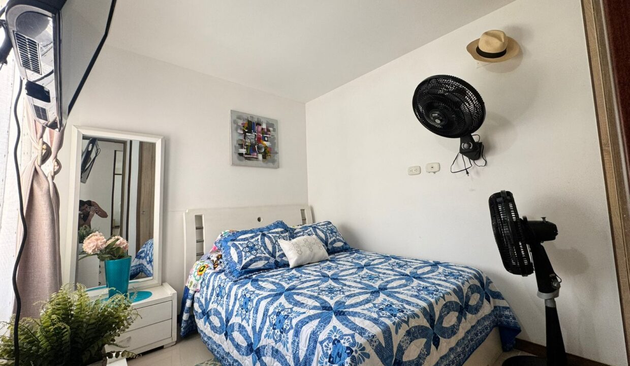 WhatsApp Image 2025-11-21 at 6.31.49 PM (1)