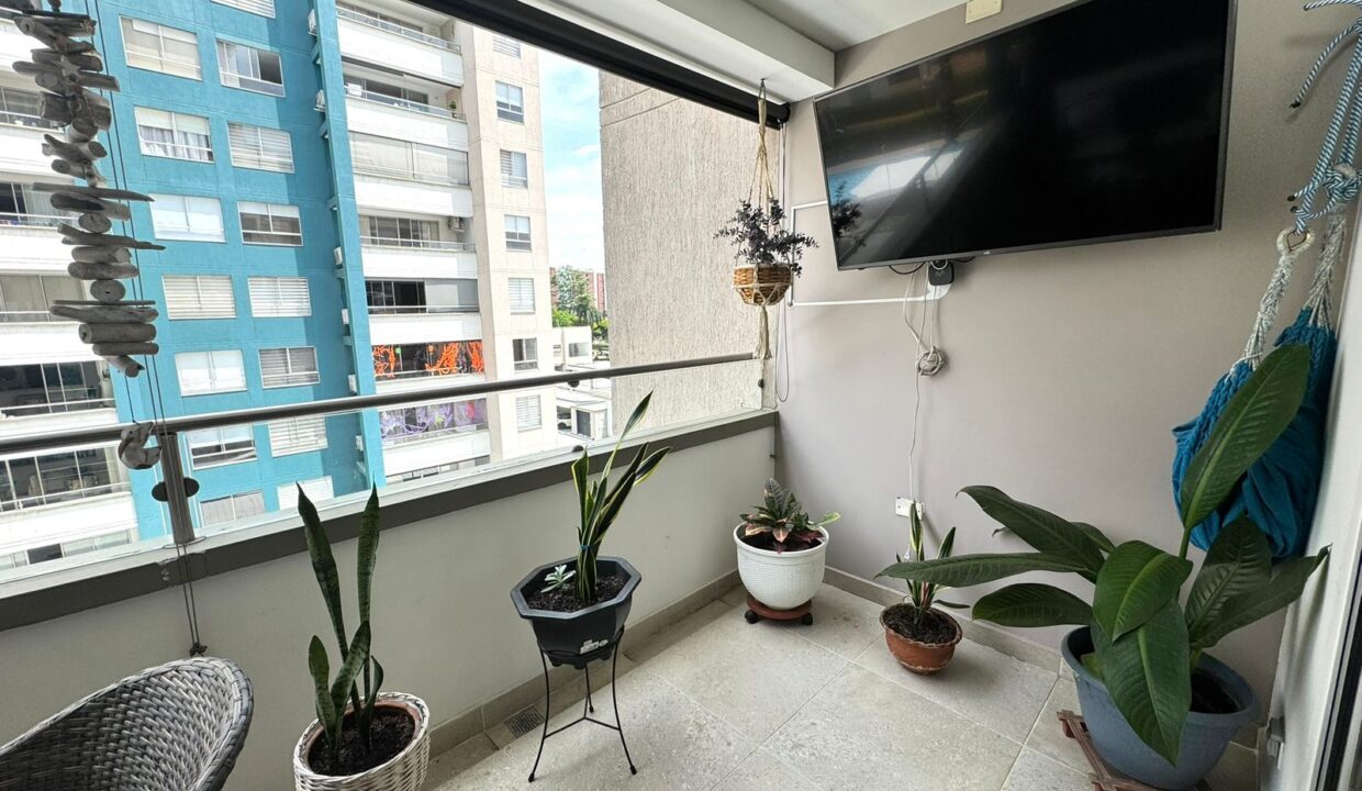 WhatsApp Image 2025-11-21 at 6.31.51 PM (4)