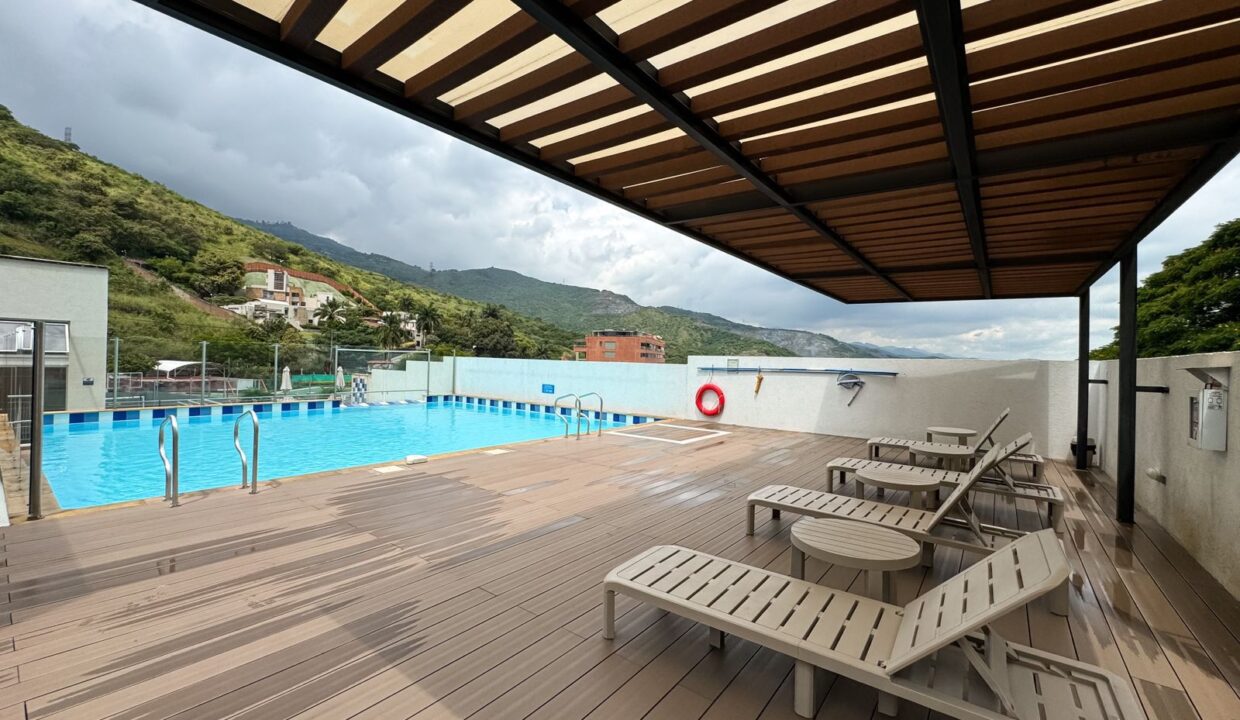 WhatsApp Image 2025-11-21 at 6.36.06 PM (2)