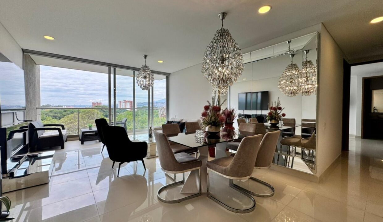 WhatsApp Image 2025-11-21 at 6.40.26 PM (1)