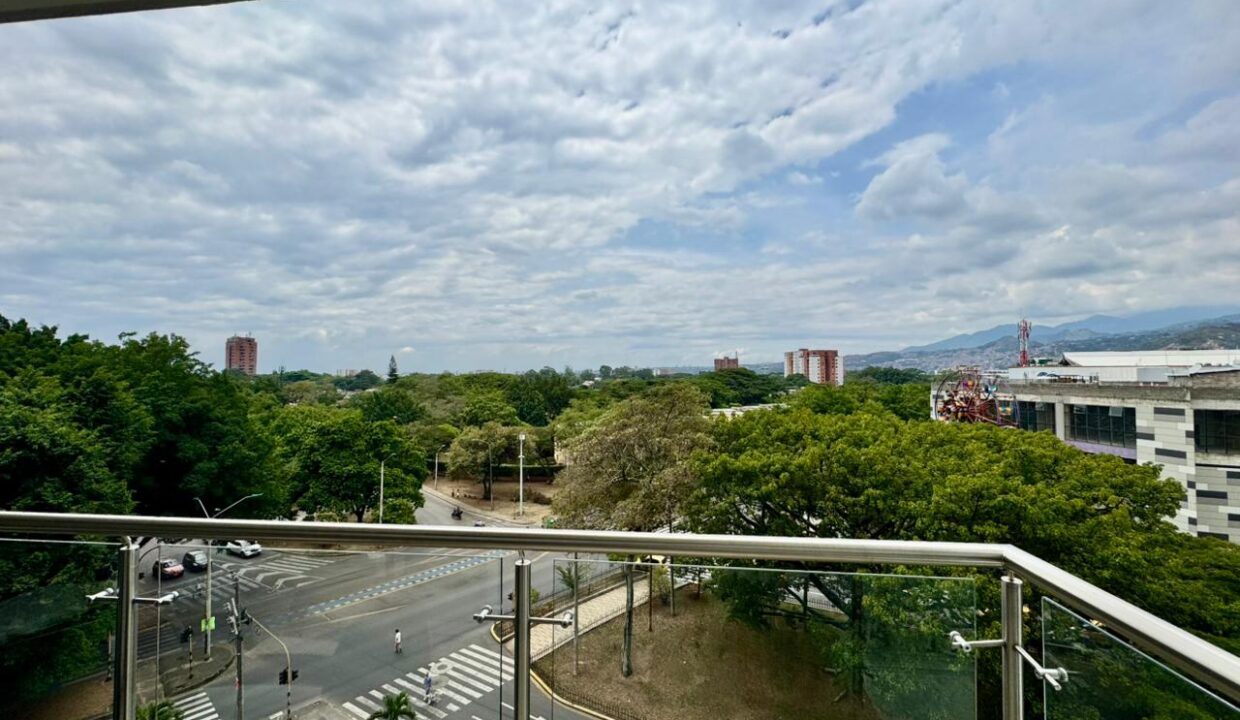 WhatsApp Image 2025-11-21 at 6.40.26 PM