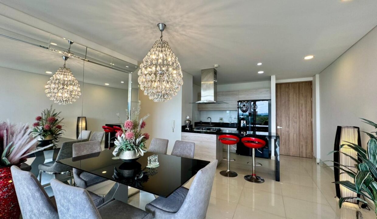 WhatsApp Image 2025-11-21 at 6.40.27 PM