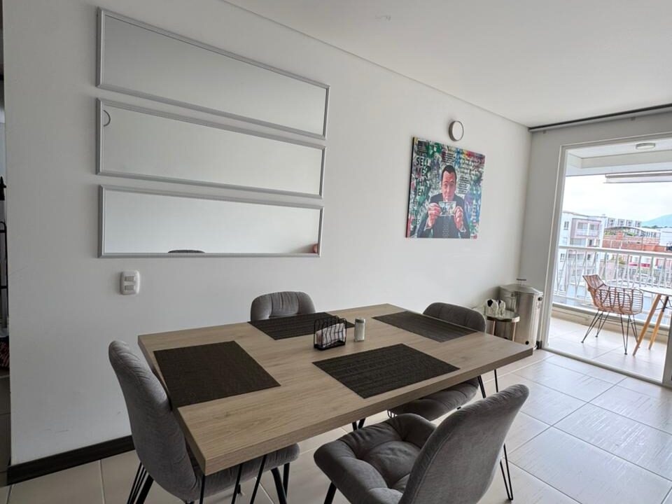 WhatsApp Image 2025-11-21 at 6.42.37 PM (1)