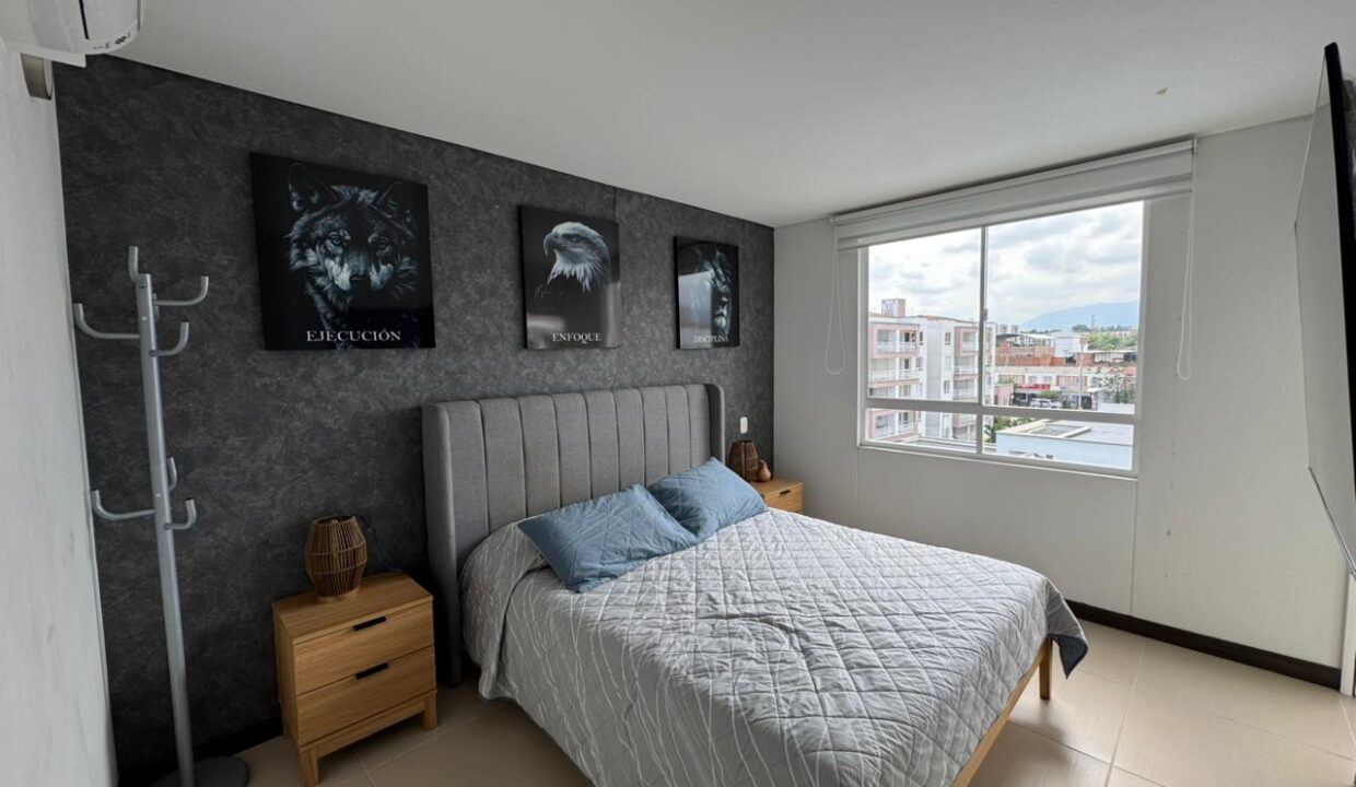 WhatsApp Image 2025-11-21 at 6.42.37 PM (5)