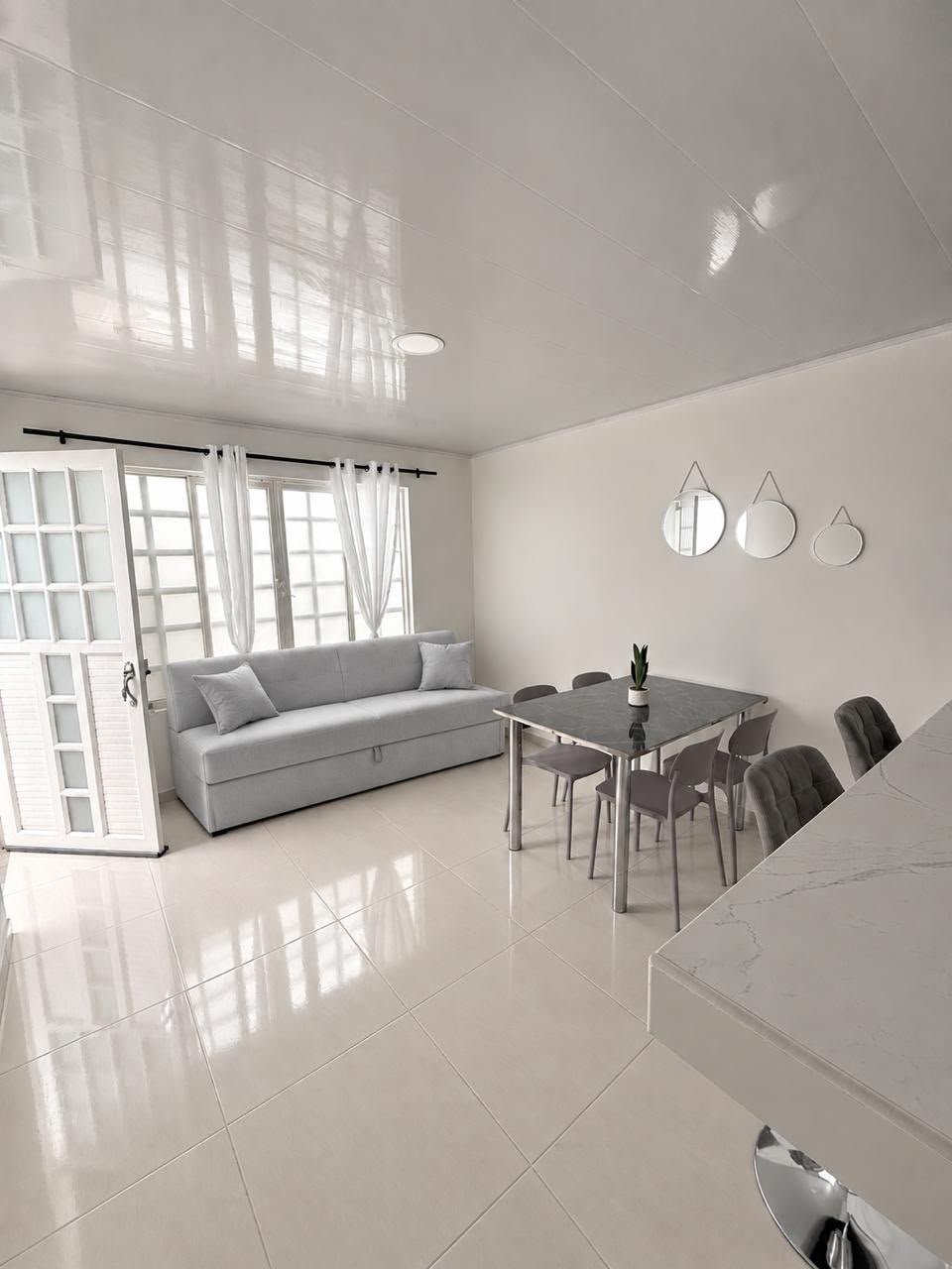 Espacioso Aparta Estudio Norte – Nueva base aerea
